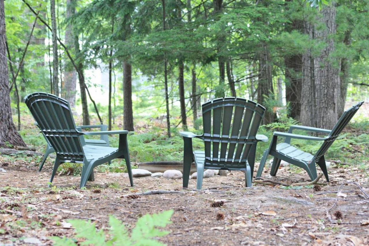 Villa Uncle Warren'S Retreat à Glen Arbor Extérieur photo
